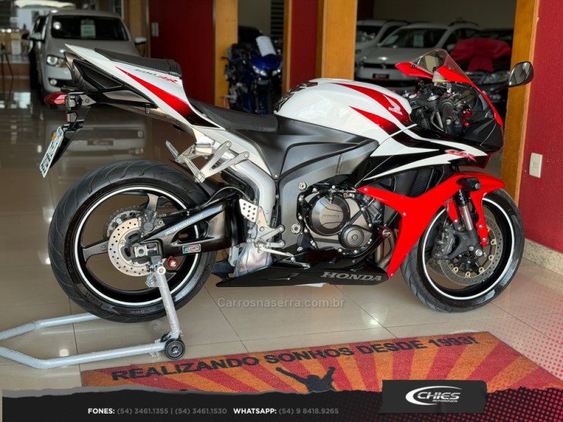 CBR 600RR  - 2008 - CARLOS BARBOSA