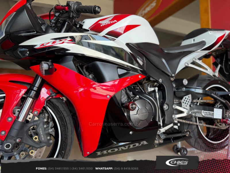 CBR 600RR  - 2008 - CARLOS BARBOSA