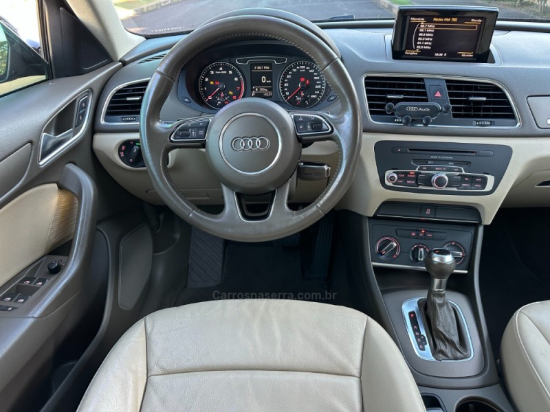 Q3 2.0 TFSI ATTRACTION QUATTRO 4P GASOLINA S TRONIC - 2013 - SãO LEOPOLDO