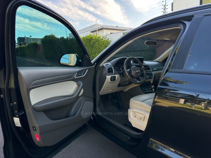 Q3 2.0 TFSI ATTRACTION QUATTRO 4P GASOLINA S TRONIC - 2013 - SãO LEOPOLDO