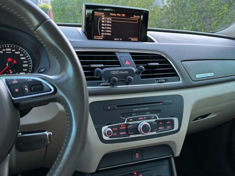 Q3 2.0 TFSI ATTRACTION QUATTRO 4P GASOLINA S TRONIC - 2013 - SãO LEOPOLDO