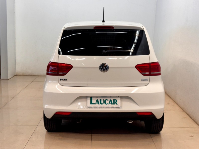 FOX 1.6 MSI TRENDLINE 8V FLEX 4P MANUAL - 2015 - CASCA