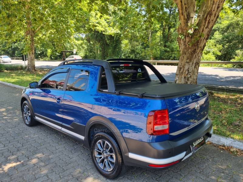 SAVEIRO 1.6 CROSS CD 16V FLEX 2P MANUAL - 2022 - DOIS IRMãOS