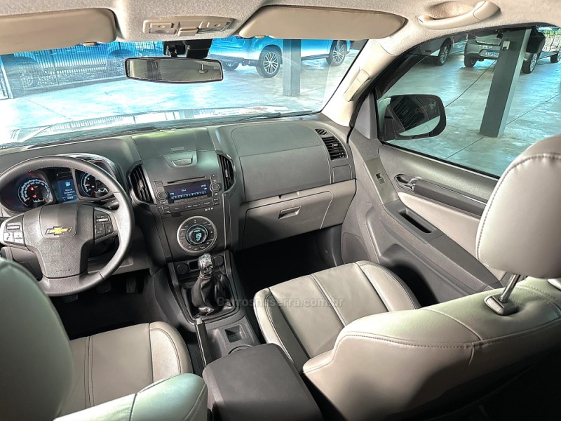 S10 2.4 LTZ 4X2 CD 8V FLEX 4P MANUAL - 2013 - MUçUM