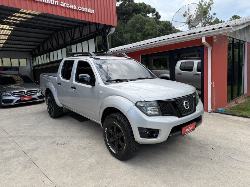 FRONTIER 2.5 SV ATTACK 10 ANOS 4X4 CD TURBO ELETRONIC DIESEL 4P MANUAL - 2013 - CAXIAS DO SUL