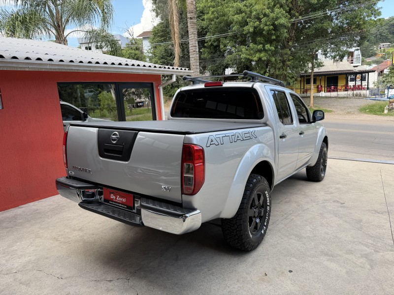 FRONTIER 2.5 SV ATTACK 10 ANOS 4X4 CD TURBO ELETRONIC DIESEL 4P MANUAL - 2013 - CAXIAS DO SUL