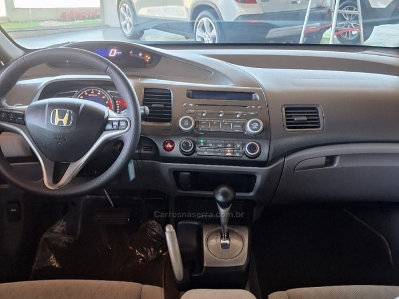 CIVIC 1.8 LXL 16V FLEX 4P AUTOMÁTICO - 2011 - VACARIA