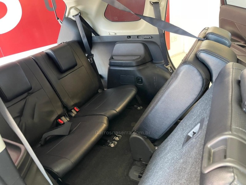 OUTLANDER 2.0 COMFORT 16V GASOLINA 4P AUTOMÁTICO - 2018 - NOVO HAMBURGO