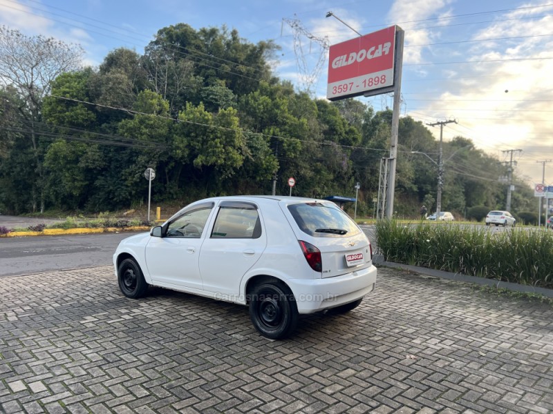 CELTA 1.0 MPFI LT 8V FLEX 4P MANUAL - 2013 - CAMPO BOM