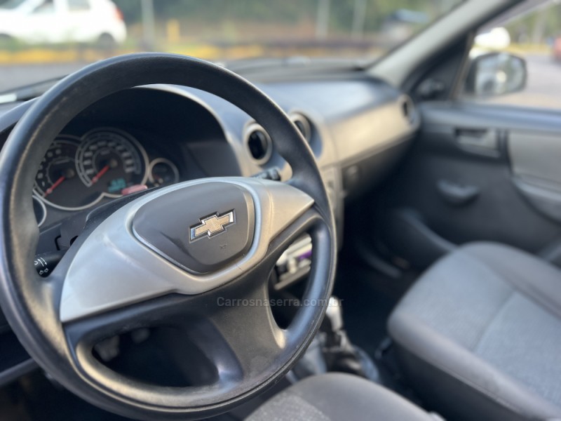 CELTA 1.0 MPFI LT 8V FLEX 4P MANUAL - 2013 - CAMPO BOM