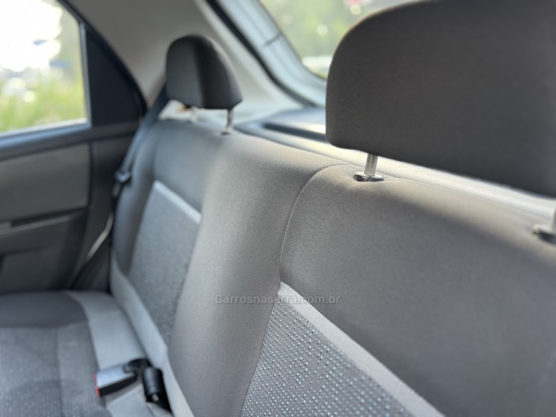 CELTA 1.0 MPFI LT 8V FLEX 4P MANUAL - 2013 - CAMPO BOM