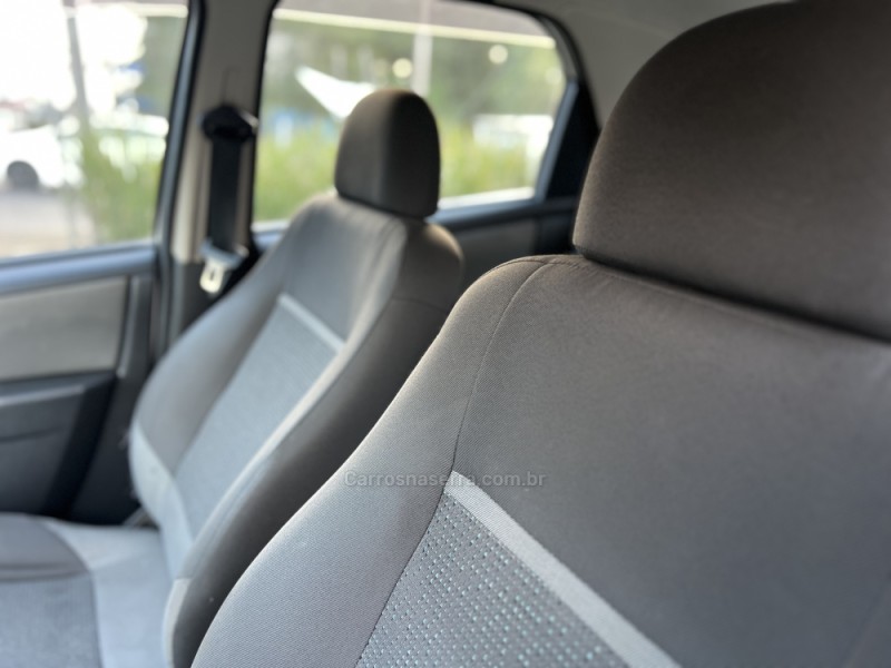 CELTA 1.0 MPFI LT 8V FLEX 4P MANUAL - 2013 - CAMPO BOM