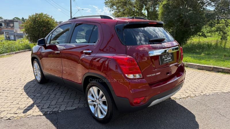 TRACKER 1.4 16V TURBO FLEX PREMIER AUTOMÁTICO - 2018 - DOIS IRMãOS