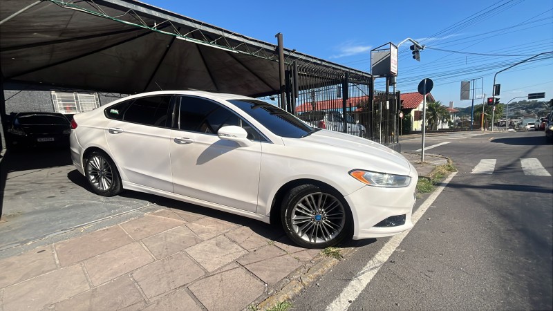 FUSION 2.0 TITANIUM FWD 16V GASOLINA 4P AUTOMÁTICO - 2013 - CAXIAS DO SUL