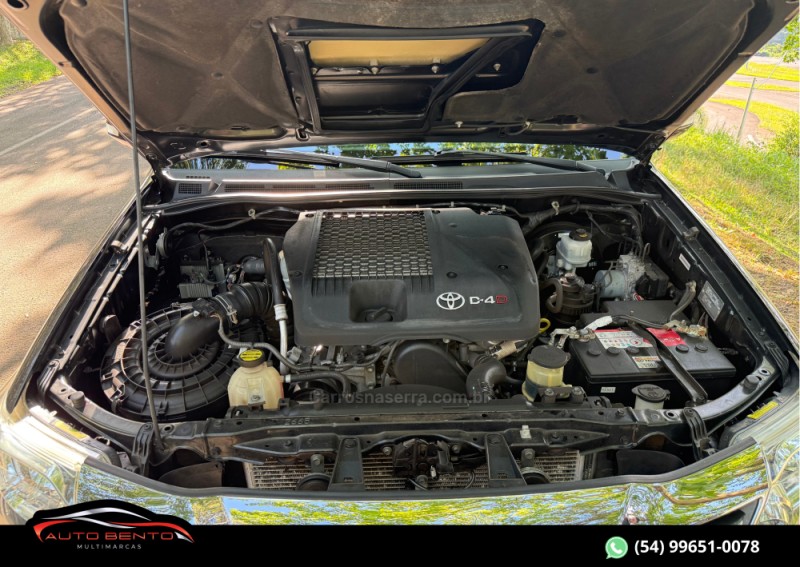 HILUX SW4 3.0 SRV 4X4 7 LUGARES 16V TURBO INTERCOOLER DIESEL 4P AUTOMÁTICO - 2014 - BENTO GONçALVES