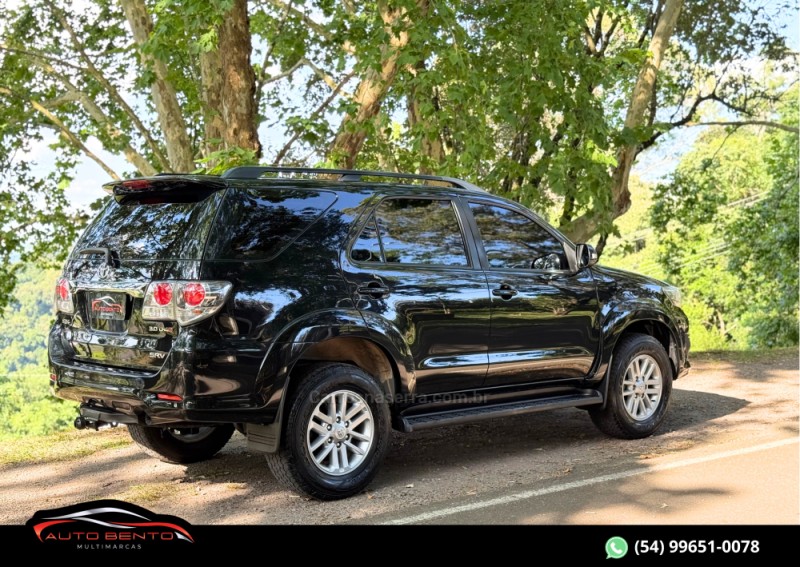 HILUX SW4 3.0 SRV 4X4 7 LUGARES 16V TURBO INTERCOOLER DIESEL 4P AUTOMÁTICO - 2014 - BENTO GONçALVES