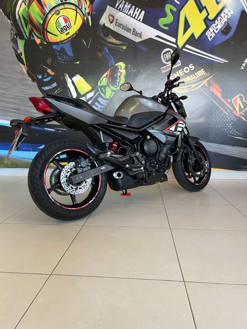 XJ6 N ABS - 2013 - PASSO FUNDO