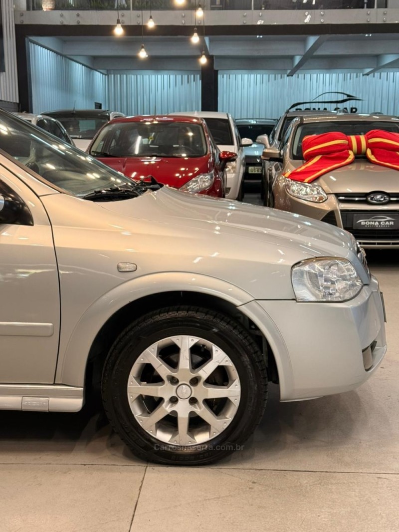 ASTRA 2.0 MPFI CD 8V GASOLINA 4P MANUAL - 2003 - CAXIAS DO SUL