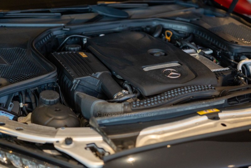 C 200 2.0 CGI AVANTGARDE 16V GASOLINA 4P AUTOMÁTICO - 2016 - ERECHIM