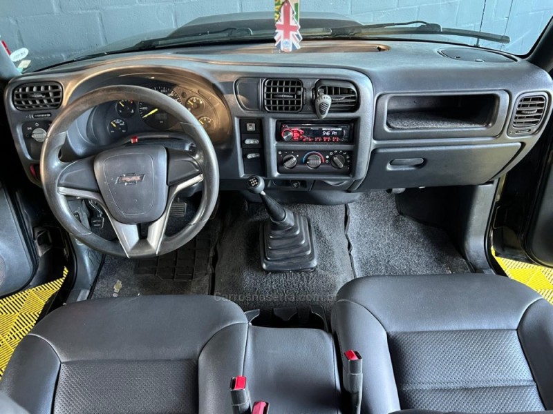 BLAZER 2.4 MPFI 4X2 8V GASOLINA 4P MANUAL - 2001 - CAXIAS DO SUL