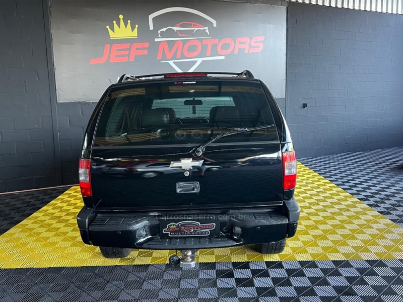 BLAZER 2.4 MPFI 4X2 8V GASOLINA 4P MANUAL - 2001 - CAXIAS DO SUL