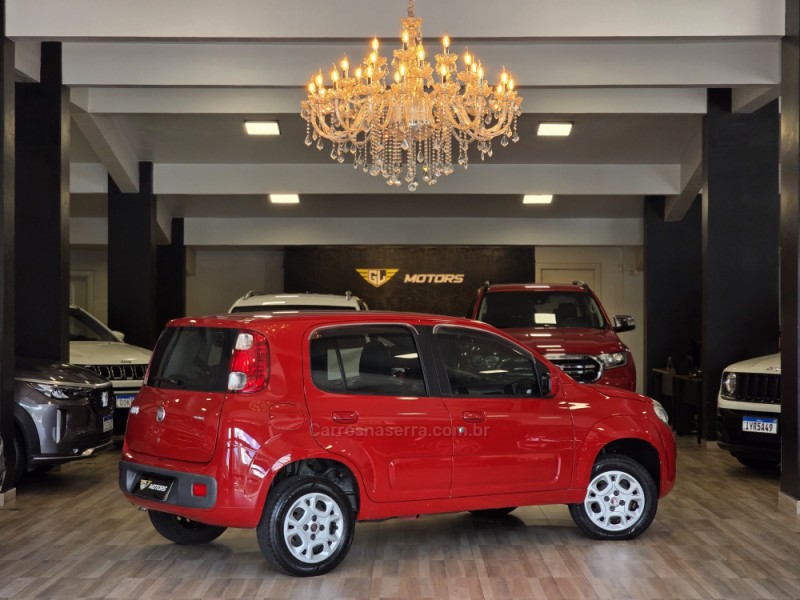 UNO 1.0 EVO VIVACE 8V FLEX 4P MANUAL - 2012 - CAXIAS DO SUL