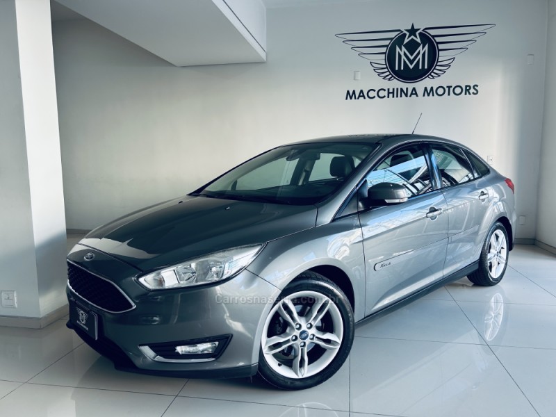FOCUS 2.0 SE FASTBACK 16V FLEX 4P AUTOMÁTICO - 2016 - CAXIAS DO SUL