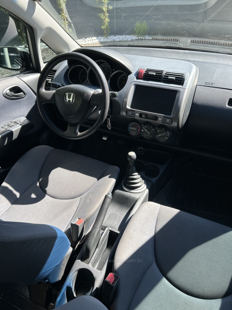 FIT 1.4 LXL 8V FLEX 4P MANUAL - 2004 - CARAZINHO