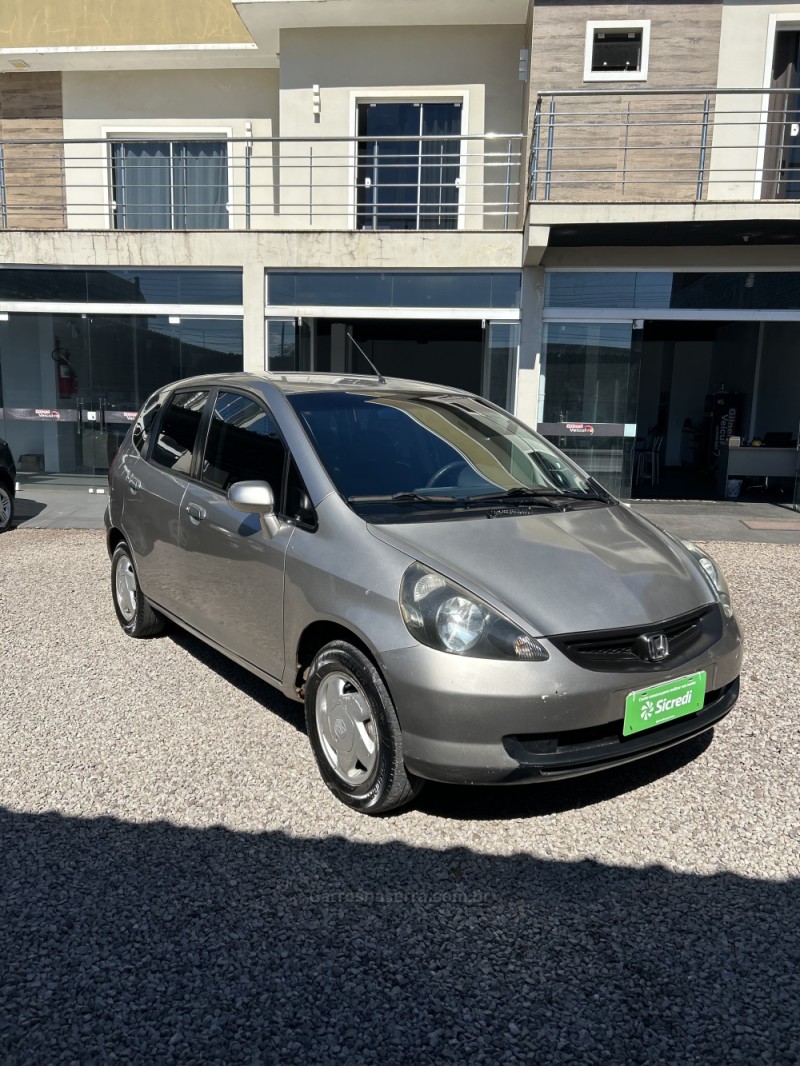 FIT 1.4 LXL 8V FLEX 4P MANUAL - 2004 - CARAZINHO