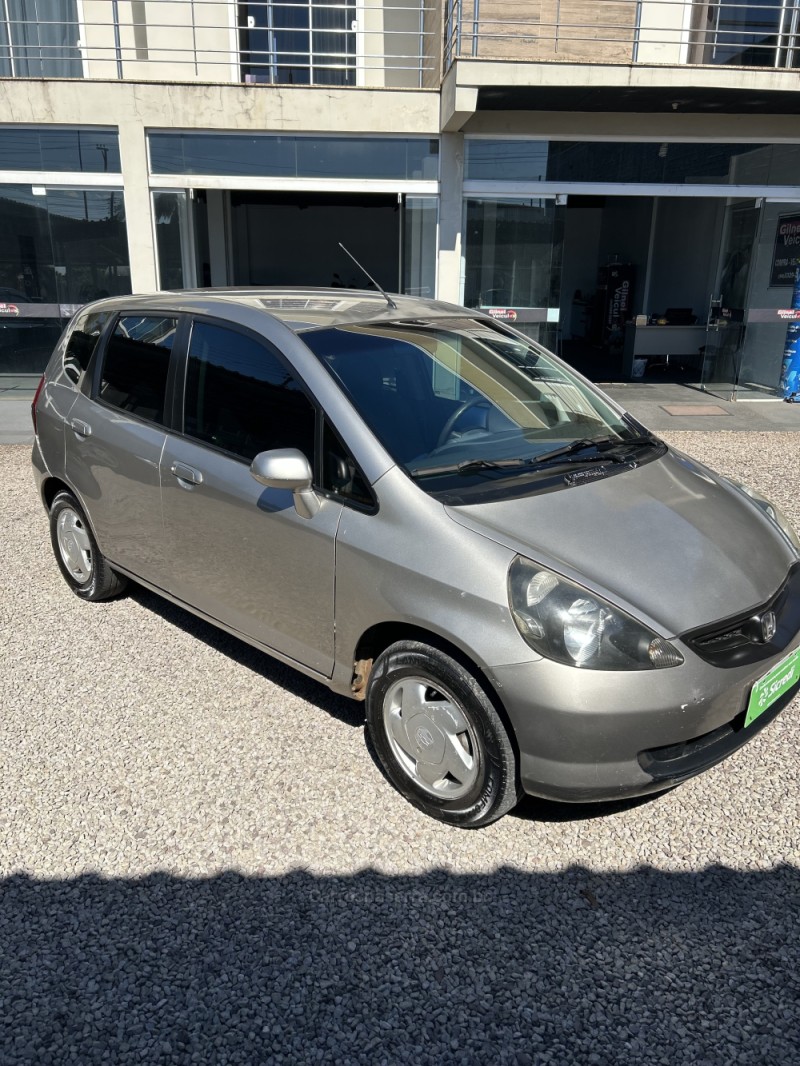 FIT 1.4 LXL 8V FLEX 4P MANUAL - 2004 - CARAZINHO