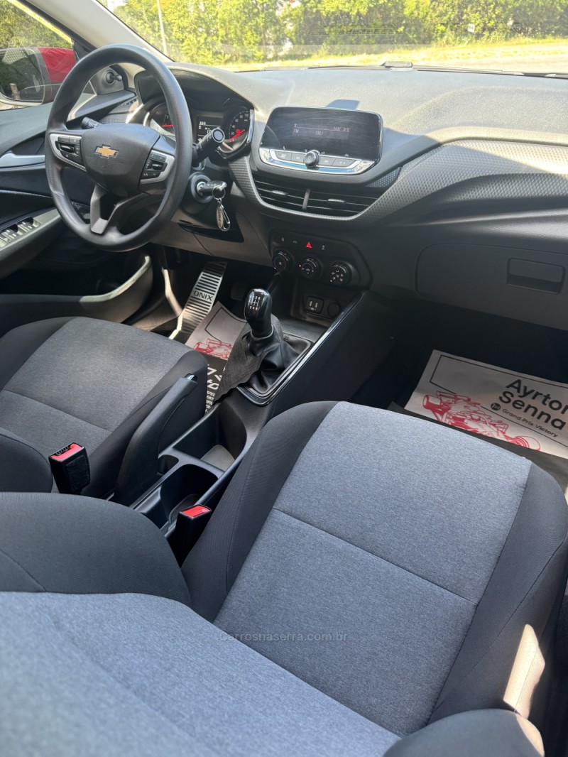 ONIX 1.0 LT 12V FLEX 4P MANUAL - 2023 - ENCANTADO