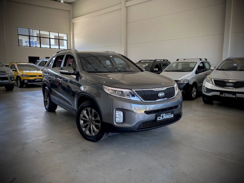 SORENTO 2.4 EX2 4X2 16V GASOLINA 4P AUTOMÁTICO - 2014 - LAJEADO