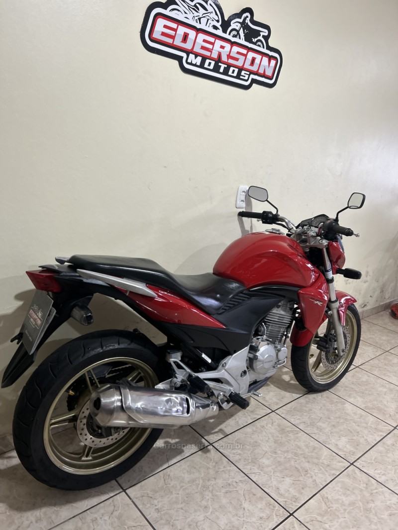 CB 300R  - 2015 - CAXIAS DO SUL