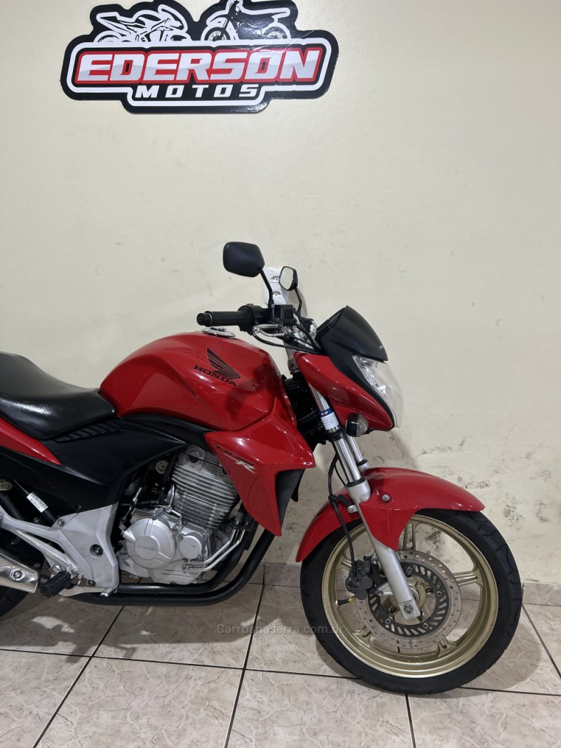 CB 300R  - 2015 - CAXIAS DO SUL