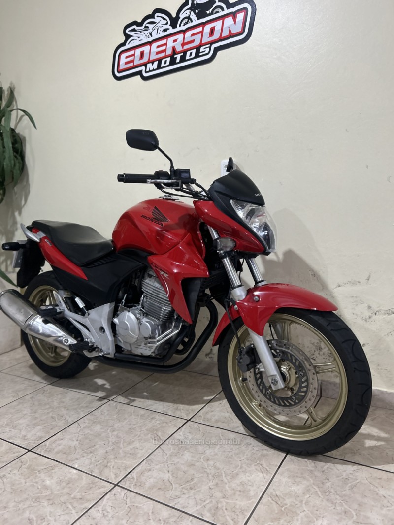 CB 300R  - 2015 - CAXIAS DO SUL