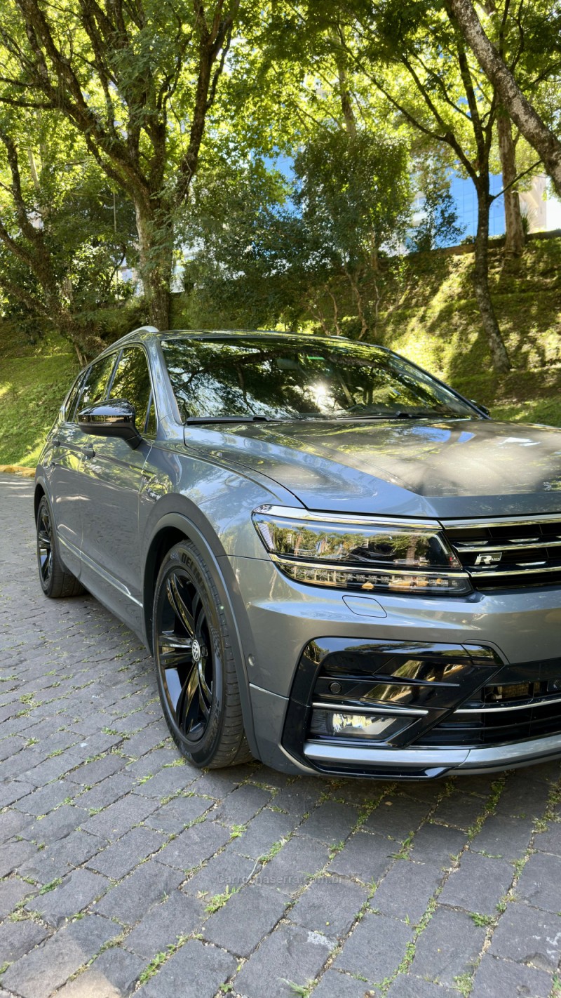 TIGUAN 2.0 ALLSPACE R-LINE 350 TSI 4X4 GASOLINA 4P - 2019 - CAXIAS DO SUL
