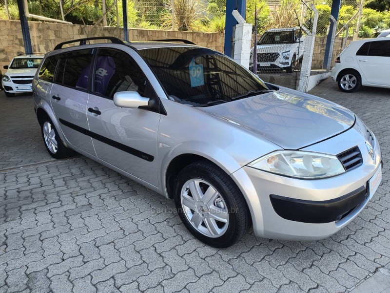 megane 1.6 dynamique grand tour 16v flex 4p manual 2009 bento goncalves