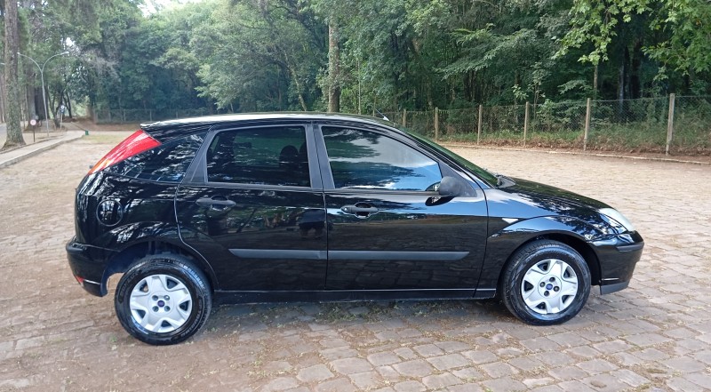 FOCUS 1.6 SE 8V FLEX 4P MANUAL - 2007 - CAXIAS DO SUL