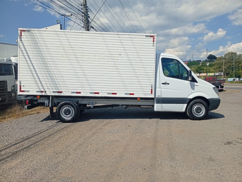 SPRINTER 2.2 CHASSI STREET EXTRA LONGO 311 CDI DIESEL 3P MANUAL - 2012 - FARROUPILHA