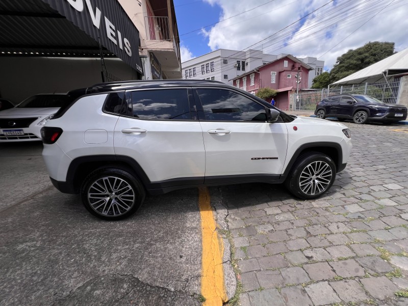 COMPASS 2.0 16V DIESEL TRAILHAWK 4X4 AUTOMÁTICO - 2022 - GARIBALDI