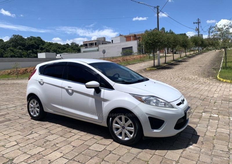 fiesta 1.6 se hatch 16v flex 4p manual 2013 guapore