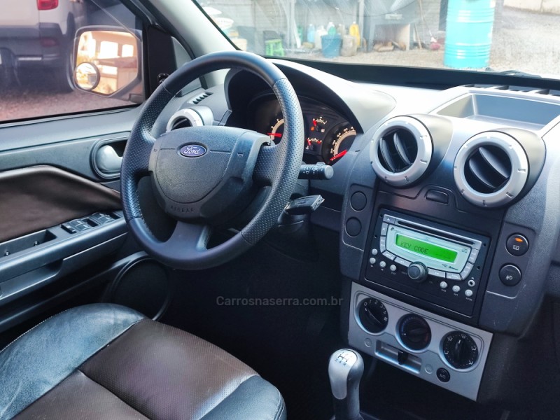 ECOSPORT 1.6 XLT 8V FLEX 4P MANUAL - 2011 - FARROUPILHA