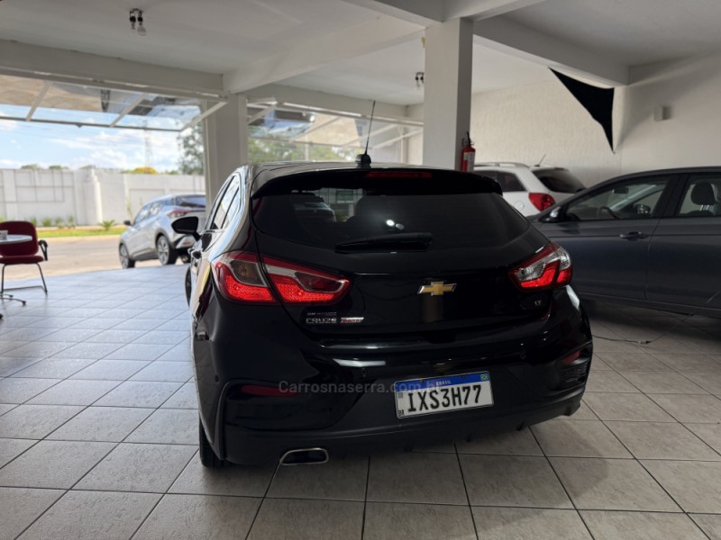 CRUZE 1.4 TURBO LT 16V FLEX 4P AUTOMÁTICO - 2017 - GUAPORé