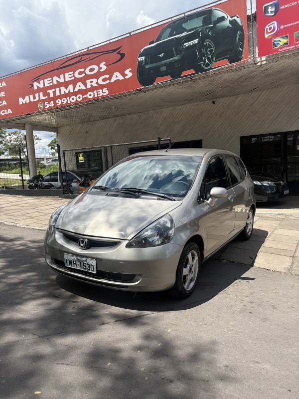 FIT 1.5 LXL 8V GASOLINA 4P AUTOMÁTICO - 2005 - FARROUPILHA