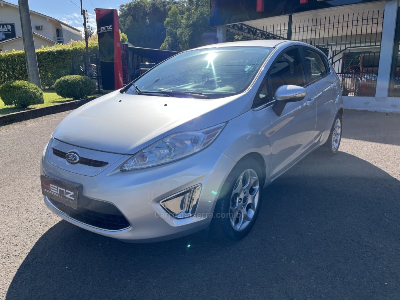 FIESTA 1.6 SE HATCH 16V FLEX 4P MANUAL