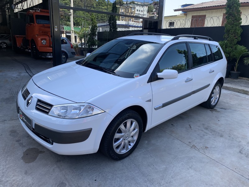 megane 1.6 dynamique grand tour 16v flex 4p manual 2013 caxias do sul