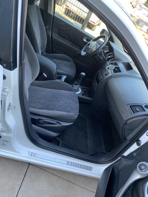 MÉGANE 1.6 DYNAMIQUE GRAND TOUR 16V FLEX 4P MANUAL - 2013 - CAXIAS DO SUL