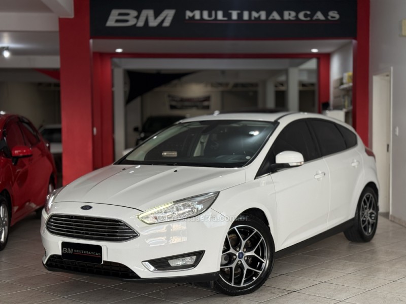FOCUS 2.0 TITANIUM PLUS 16V FLEX 4P AUTOMÁTICO - 2017 - GUAPORé