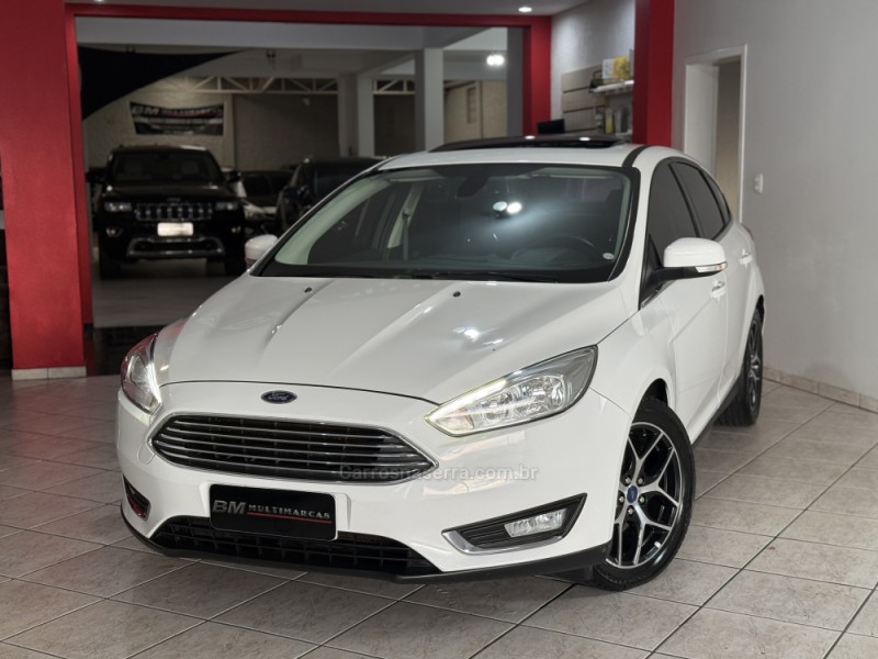 FOCUS 2.0 TITANIUM PLUS 16V FLEX 4P AUTOMÁTICO - 2017 - GUAPORé