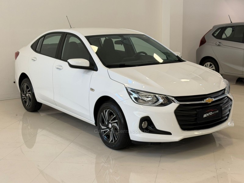 ONIX 1.0	LT PLUS 8V TURBO FLEX 4P AUTOMÁTICO - 2024 - BENTO GONçALVES